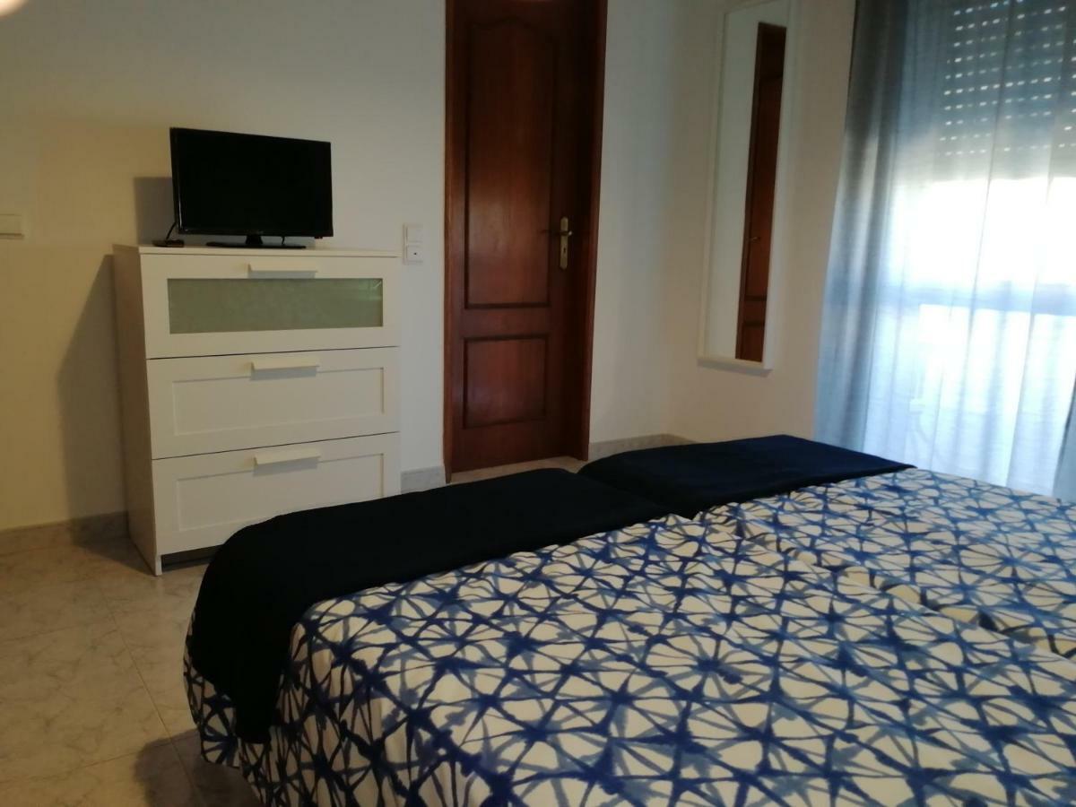Ocean'S 7 - Lagos Guest House מראה חיצוני תמונה