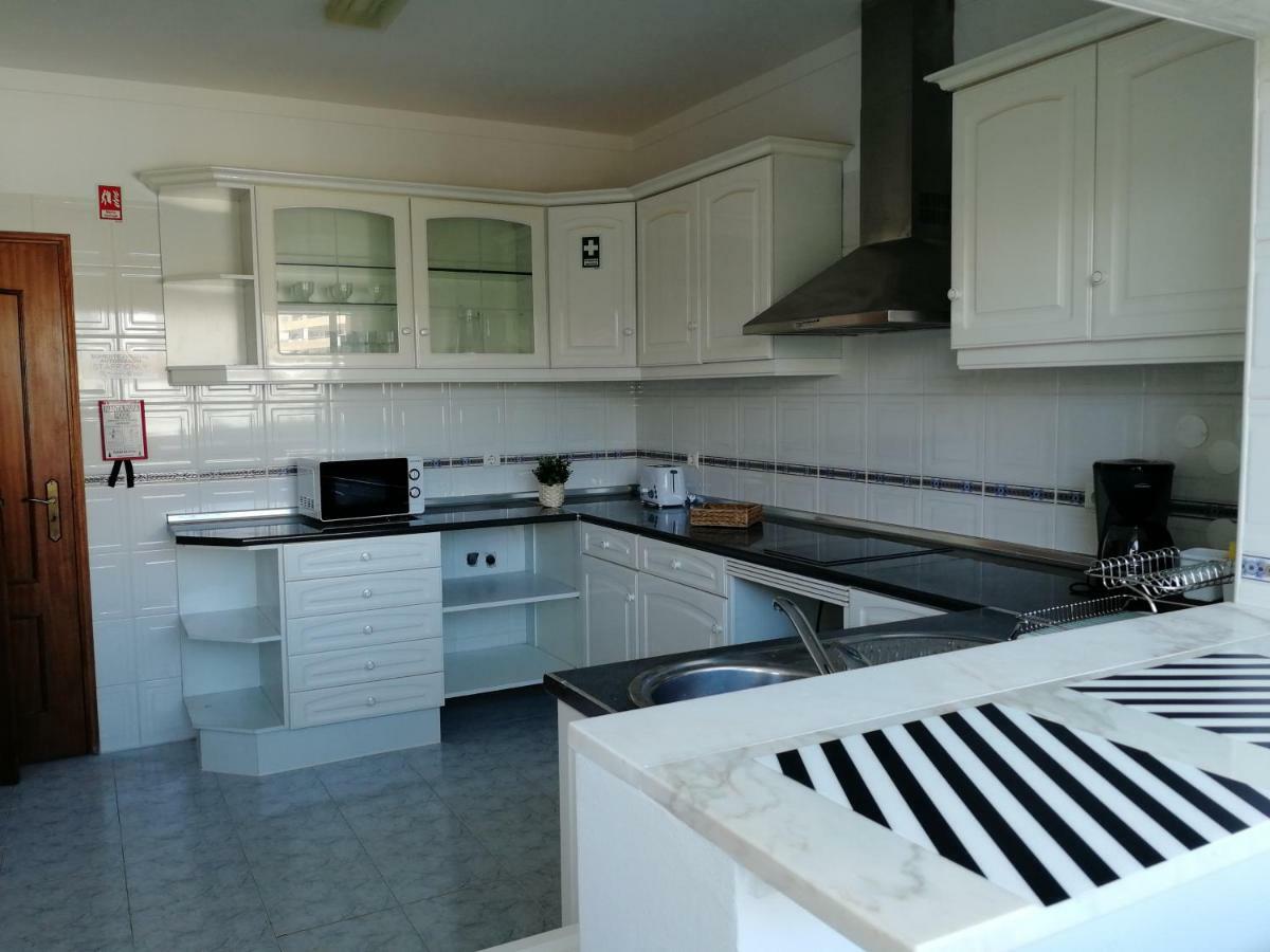 Ocean'S 7 - Lagos Guest House מראה חיצוני תמונה