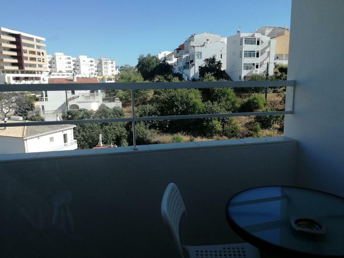 Ocean'S 7 - Lagos Guest House מראה חיצוני תמונה