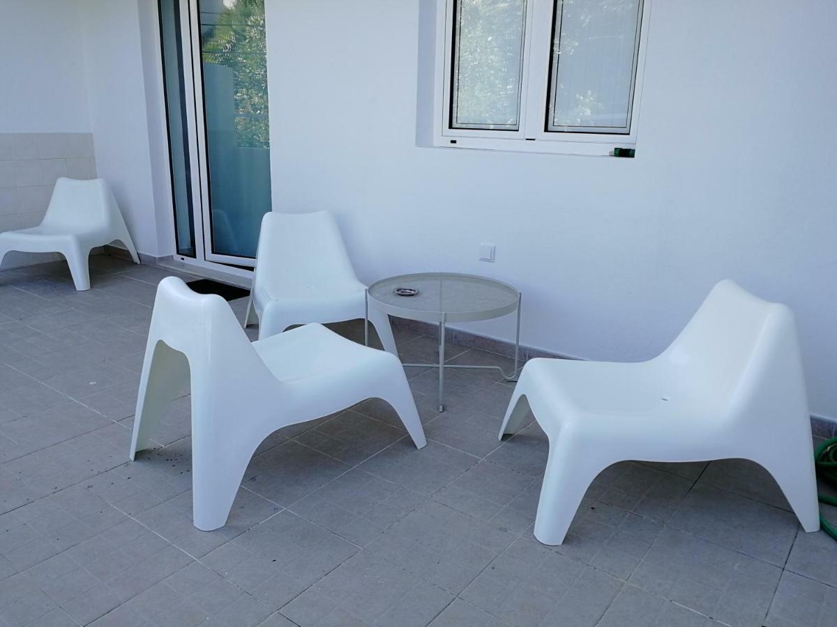 Ocean'S 7 - Lagos Guest House מראה חיצוני תמונה